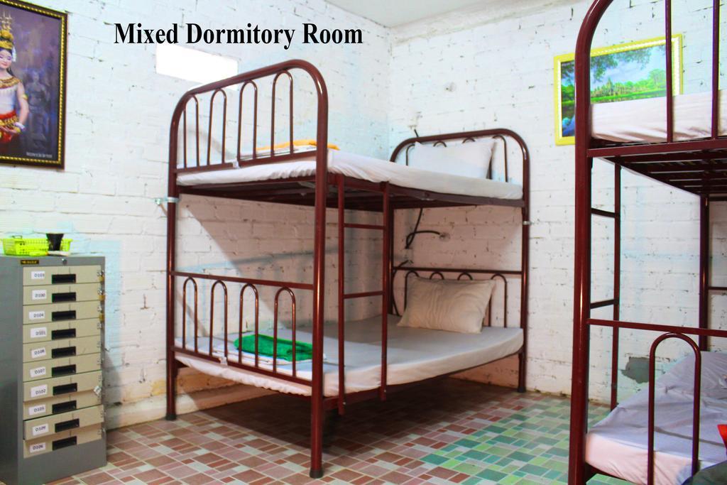 Sok San Hostel Siem Reap Exterior photo